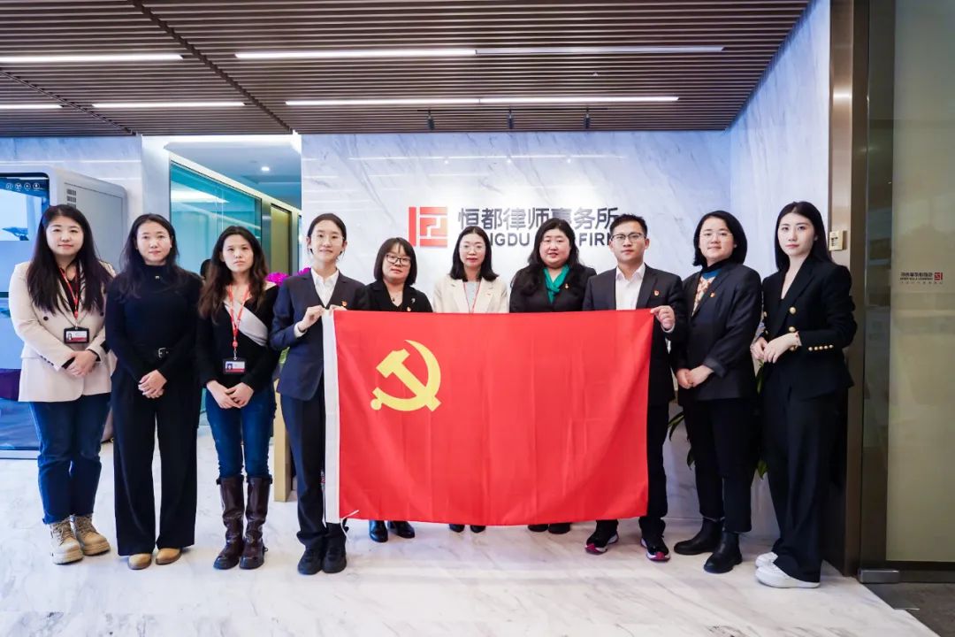 1743669678993025.jpg 5d6ebe92762197866642f9969c4551b7.jpg